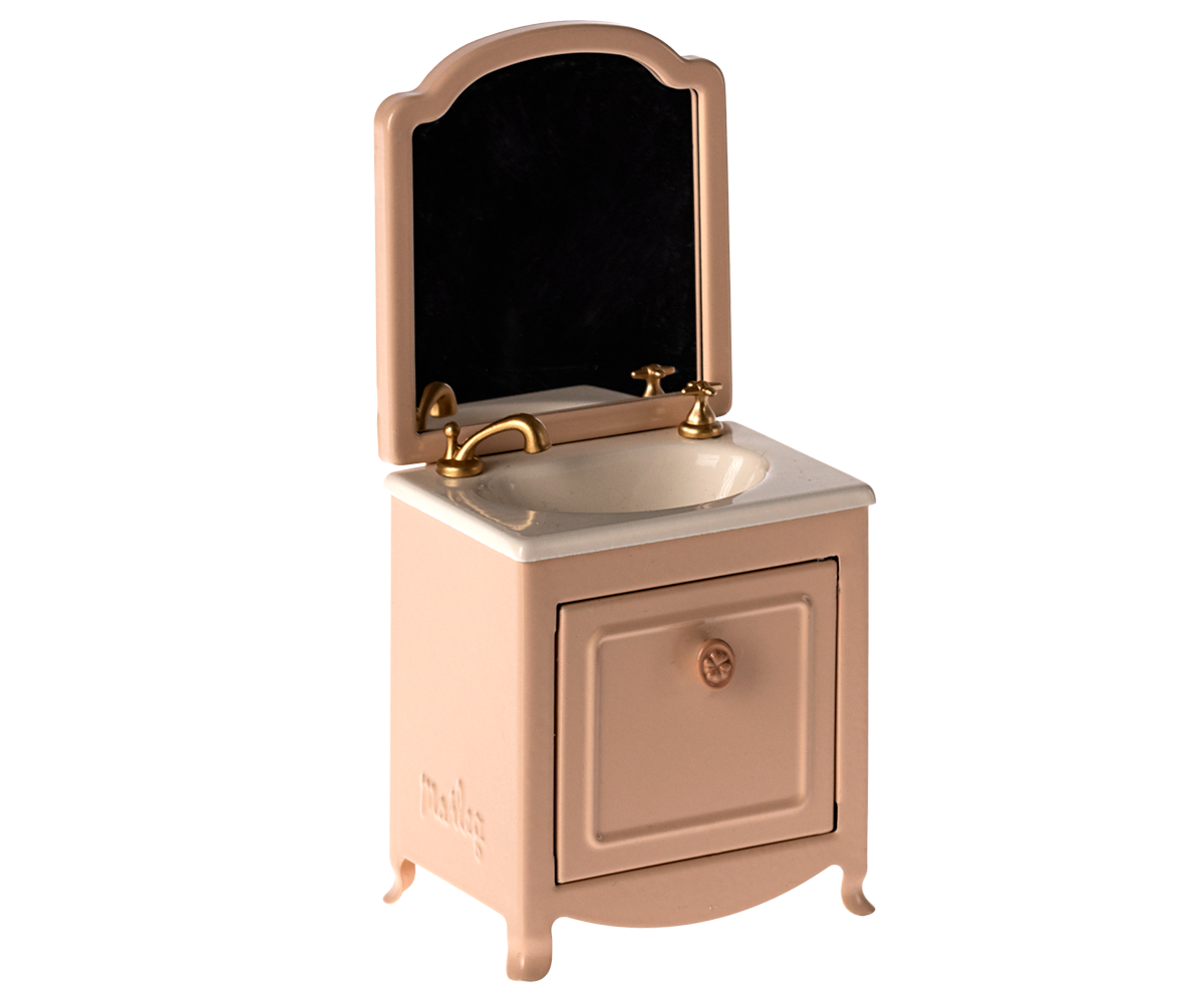 Maileg Bathroom Essentials (Powder) Bundle - Worth £86