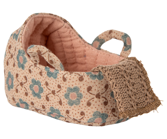 *PRE-ORDER* - Maileg Carry Cot, Baby Mouse - Rose -  *ESTIMATED ARRIVAL MID NOVEMBER 2025*