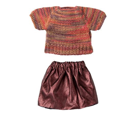 *PRE-ORDER* - Maileg Skirt & Knitted Blouse, Mum Mouse - *ESTIMATED ARRIVAL EARLY MARCH 2025