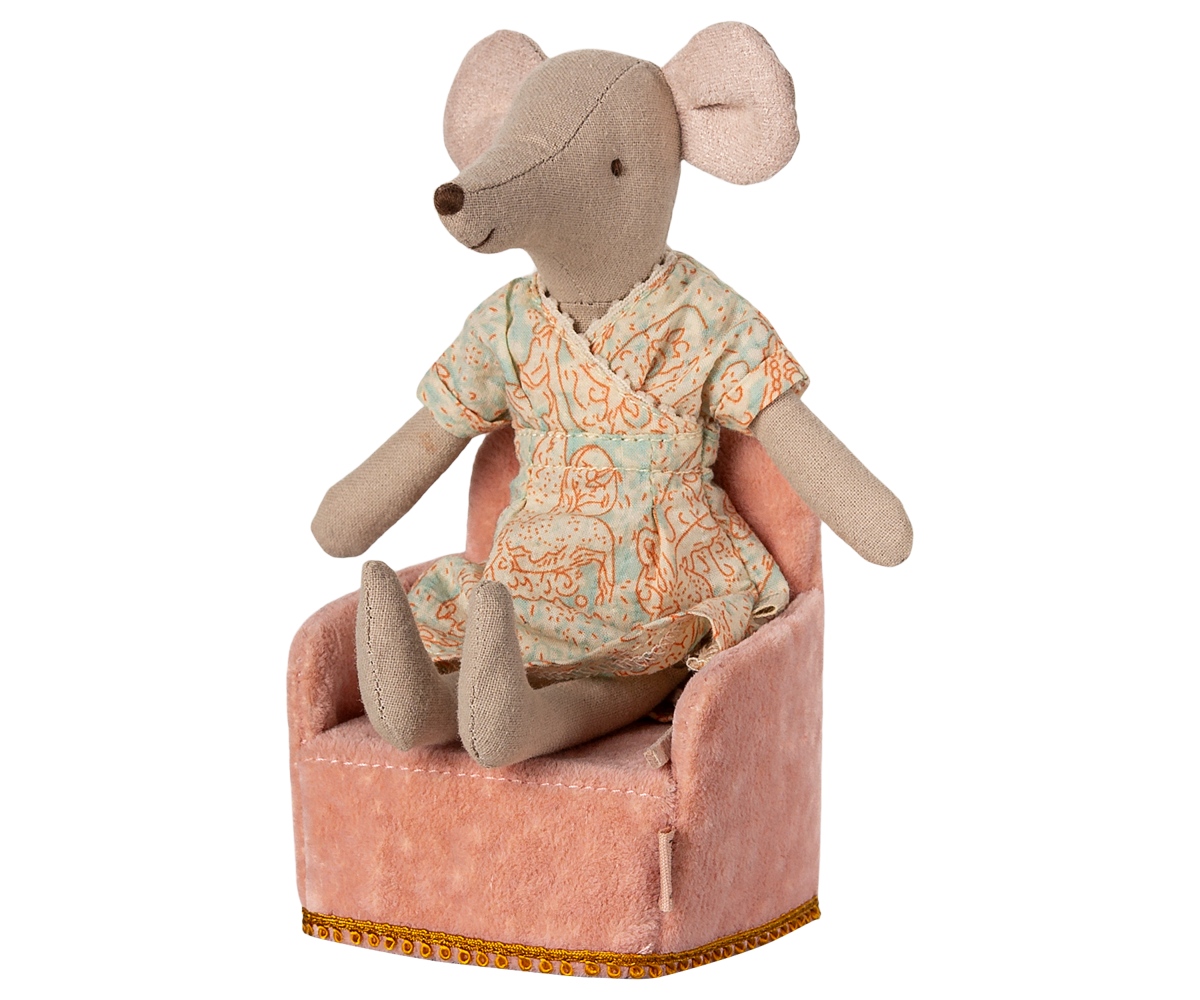 *PRE-ORDER* - Maileg Folding Chair, Mouse, Rose - *ESTIMATED ARRIVAL MID FEBRUARY 2025*