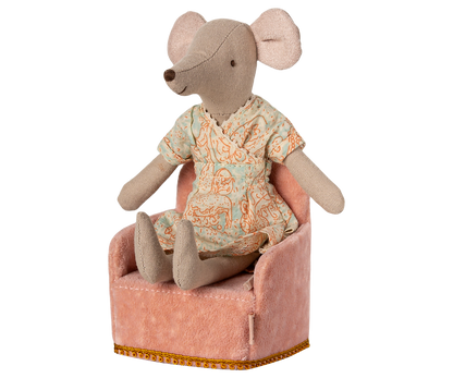 *PRE-ORDER* - Maileg Folding Chair, Mouse, Rose - *ESTIMATED ARRIVAL MID FEBRUARY 2025*