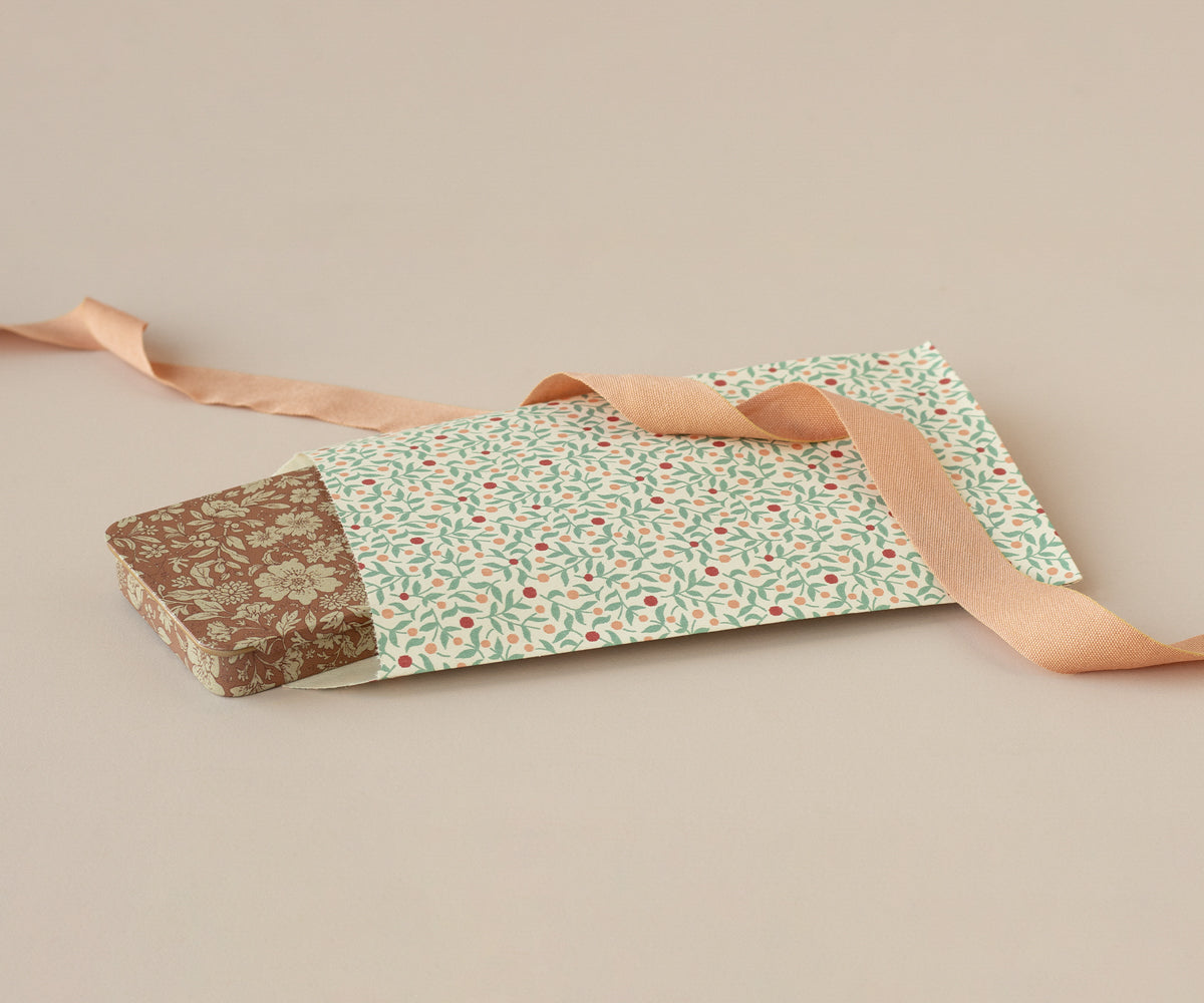 Maileg Berry Branches Dusty Blue Envelope Gifting Bags - Set Of Five