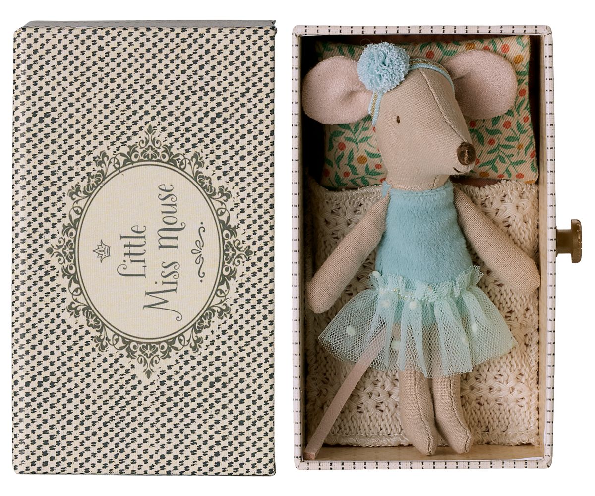 *PRE-ORDER* - Maileg Dance Mouse In Daybed, Little Sister - *ESTIMATED ARRIVAL EARLY JUNE 2025*