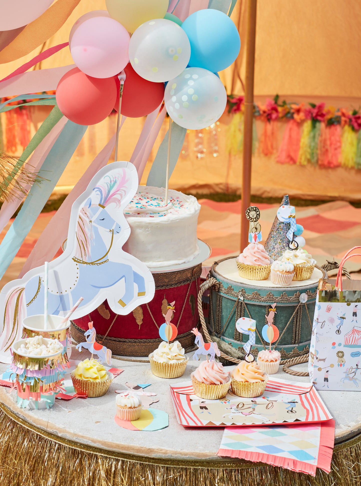 Circus Stallion Paper Plates - Set Of Eight
